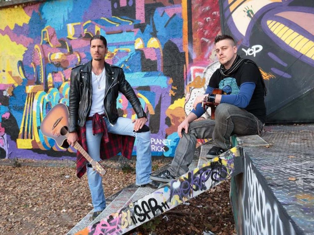 Acoustic Grunge Show